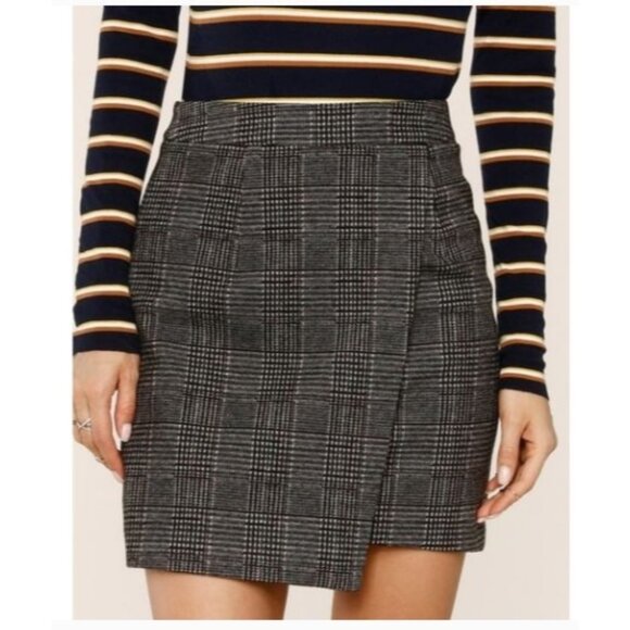 NWT Heartloom Jaxon Academia Preppy Schoolgirl University Plaid Mini Skirt XL Bl - Picture 3 of 12